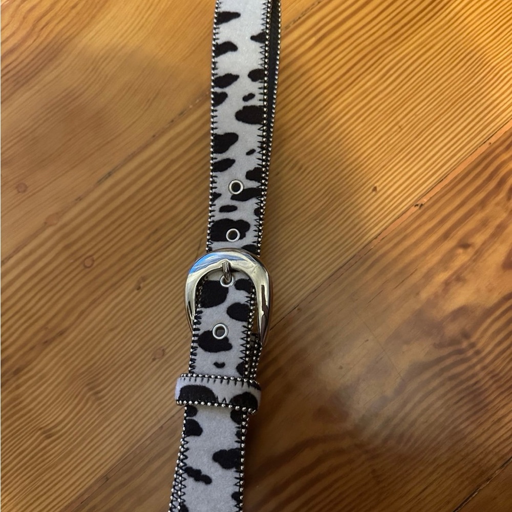Absolutely Fresh Black Leather Belt